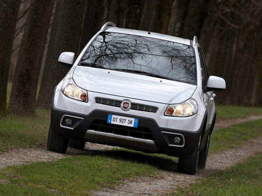  Fiat Sedici 2009 года  (фото 24 из 30)